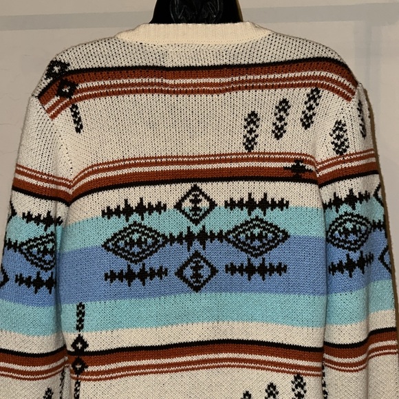 Powder River Outfitters Women’s Southwestern Print Cardigan Sweater - Picture 5 of 8